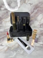 بوكس هداية سان لوران